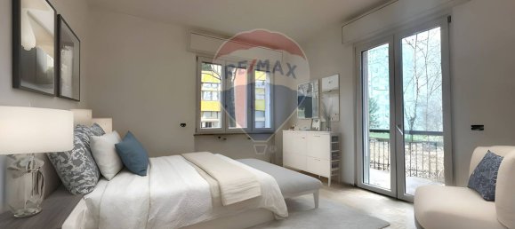 4 rooms Apartment in Bergamo, Italy No. 338618 2