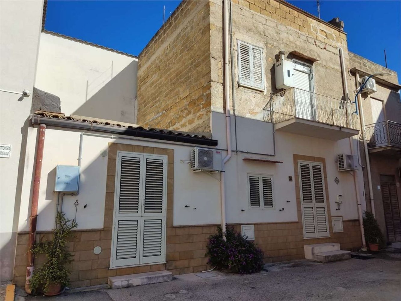 Casa de 13 divisões em Calamonaci, Italy N.º 44432