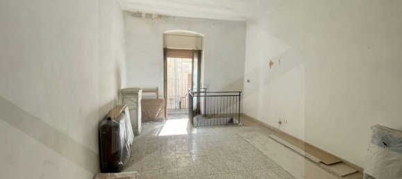2-salle Appartement à Andria, Italy No. 9437 6