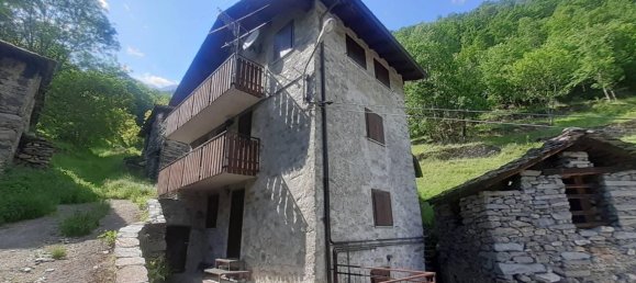 2 rooms Apartment in Torre di Santa Maria, Italy No. 111329 2