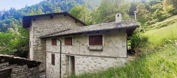 2 rooms Apartment in Torre di Santa Maria, Italy No. 111329 3