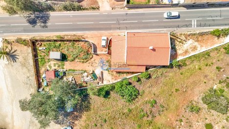 5 chambres Maison à Guia, Portugal No. 17763