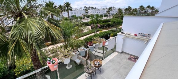 Apartamento de 2 dormitorios en Los Montesinos, Spain No. 157122 4