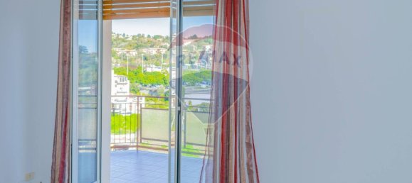 3 bedrooms Apartment in Catania, Italy No. 132660 2