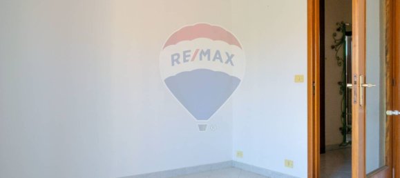 3 bedrooms Apartment in Catania, Italy No. 132660 3