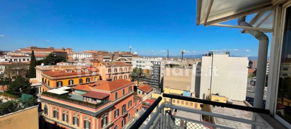 4 rooms Apartment in Rome, Italy No. 336982 8