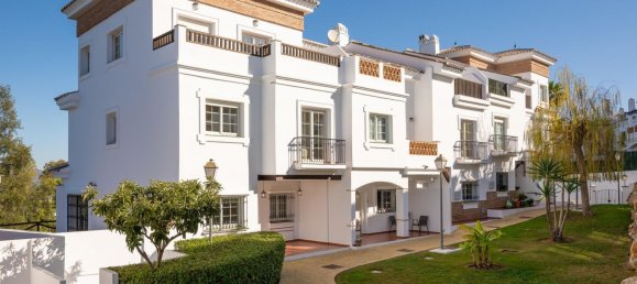 4 bedrooms Townhouse in Alhaurin de la Torre, Spain No. 155779 4