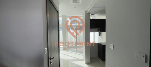 Moradia em banda T5 em Dubai, UAE N.º 24476 10