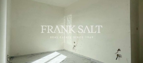 2 Schlafzimmer Wohnung in Paola, Malta, Nr. 2090 3