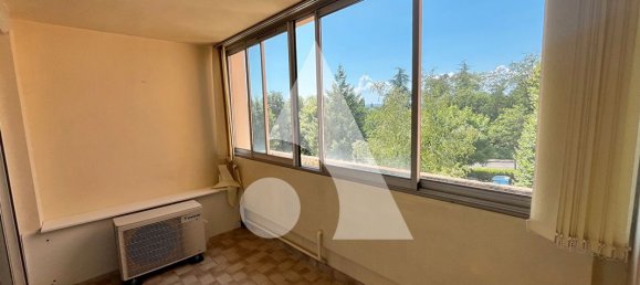 1 bedroom Apartment in Saint-Apollinaire, France No. 325992 3