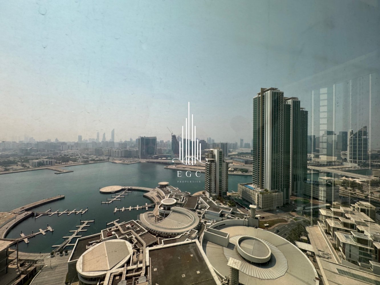 Apartamento de 4 dormitorios en Al Reem Island, UAE No. 41962