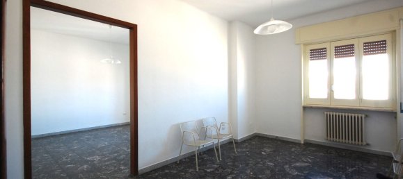 6 bedrooms Apartment in Novoli, Italy No. 339401 18
