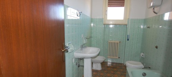 6 bedrooms Apartment in Novoli, Italy No. 339401 8