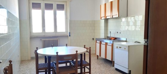 6 bedrooms Apartment in Novoli, Italy No. 339401 10