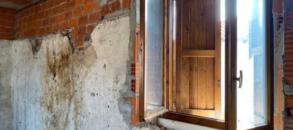 7-Zimmer Haus in Fontaneto d'Agogna, Italy, Nr. 251264 13