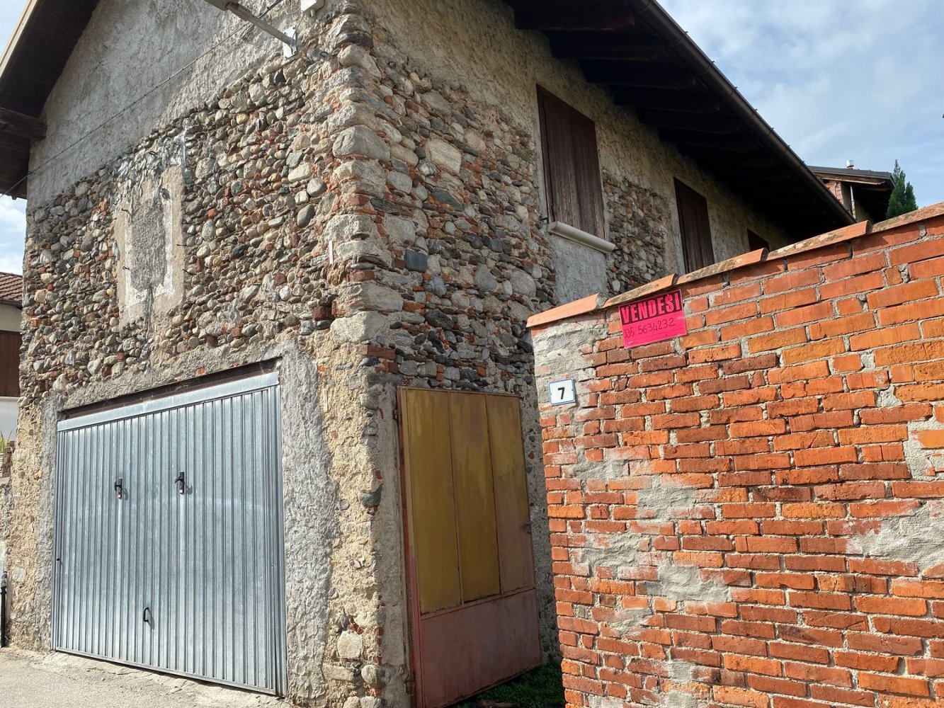 7-Zimmer Haus in Fontaneto d'Agogna, Italy, Nr. 251264