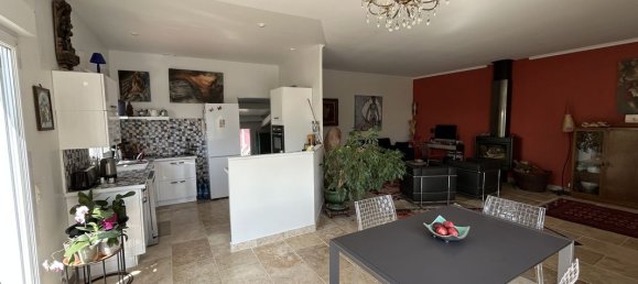 Villa de 4 dormitorios en Saint-Quentin-la-Poterie, France No. 336323 6