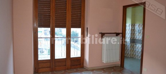 2 Schlafzimmer Wohnung in Pinasca, Italy, Nr. 261081 8