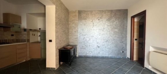 5 rooms Apartment in Anzio, Italy No. 48599 7