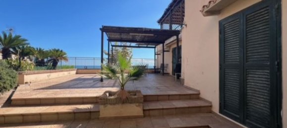 5 rooms Apartment in Anzio, Italy No. 48599 22