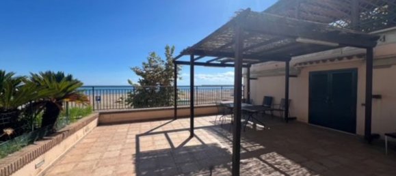 5 rooms Apartment in Anzio, Italy No. 48599 3