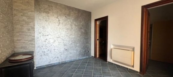 5 rooms Apartment in Anzio, Italy No. 48599 5