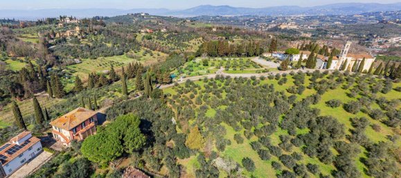 5 bedrooms Villa in Impruneta, Italy No. 237960 6