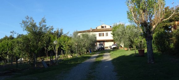 4 bedrooms House in Montespertoli, Italy No. 169170 4