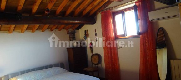 4 bedrooms House in Montespertoli, Italy No. 169170 9