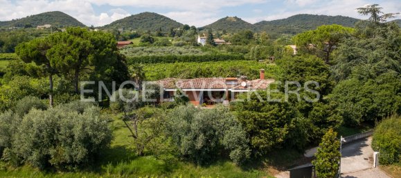 3 bedrooms Villa in Maser, Italy No. 301789 17