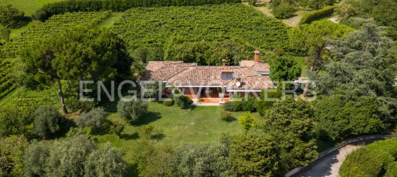 3 bedrooms Villa in Maser, Italy No. 301789 10