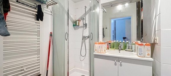 Studio in Grenoble, France No. 341377 3