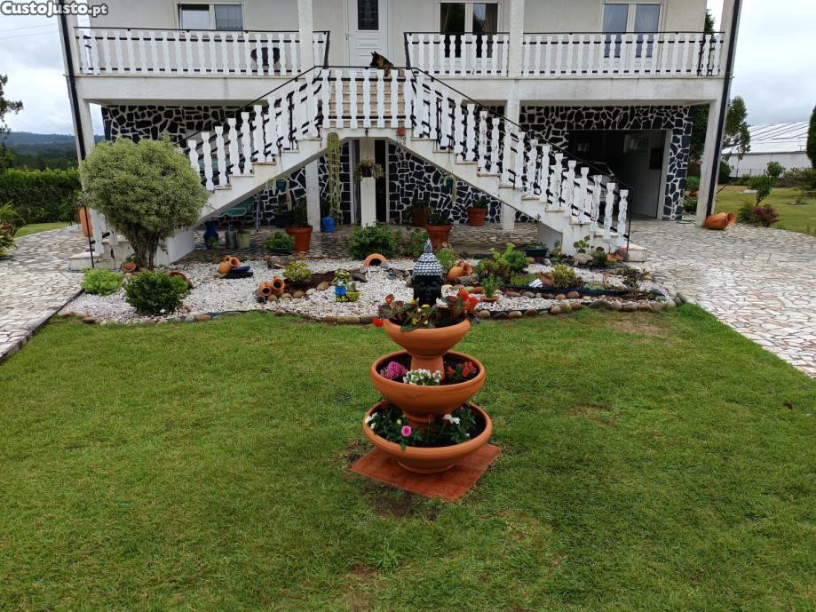 3 chambres Maison à Fragoso, Portugal No. 189586