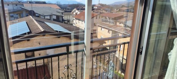 5-salle Appartement à Santo Stefano di Rogliano, Italy No. 37542 20