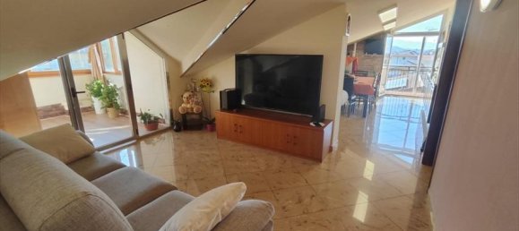 5-salle Appartement à Santo Stefano di Rogliano, Italy No. 37542 5