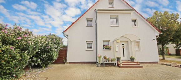 4 rooms Townhouse in Saxony-Anhalt, Germany No. 286097 2