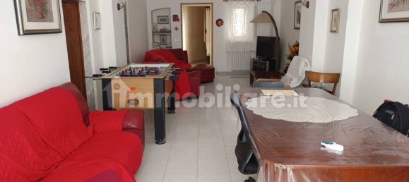 3 Schlafzimmer Haus in Mola di Bari, Italy, Nr. 278203 4