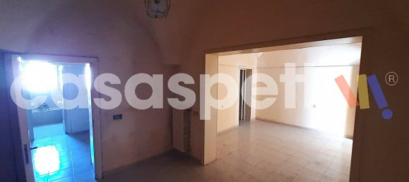 4 bedrooms House in Veglie, Italy No. 330500 8