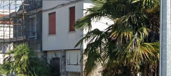 Дом с 6 спальнями в Томболо, Италия № 358142 8