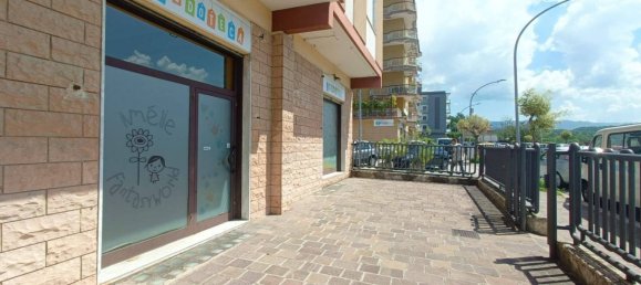 Imóvel comercial de 1 divisão em Isernia, Italy N.º 32591 15