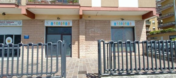 Imóvel comercial de 1 divisão em Isernia, Italy N.º 32591 13