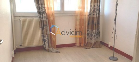 1 bedroom Apartment in Orleans, France No. 246786 9