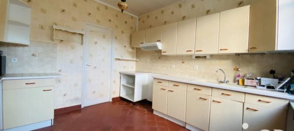 Casa de 3 dormitorios en Villeneuve-Saint-Germain, France No. 218804 11