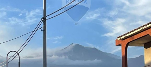 Квартира с 4 комнатами в Ачиреале, Италия № 77158 3