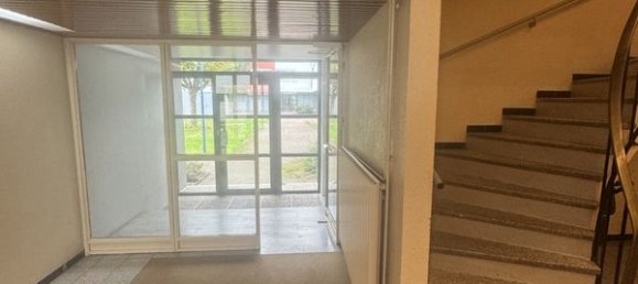 Apartamento de 2 dormitorios en Fleury-les-Aubrais, France No. 159397 3