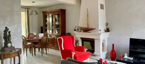 4 bedrooms House in Paray-Vieille-Poste, France No. 187778 11