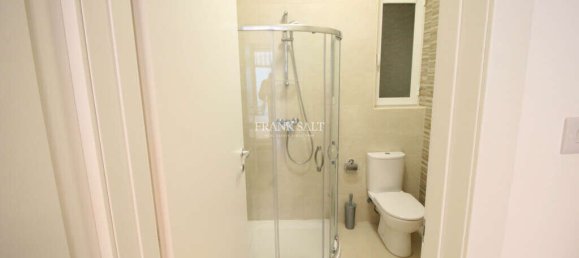 3 غرف نوم طابقين في Swieqi, Malta رقم 6975 26