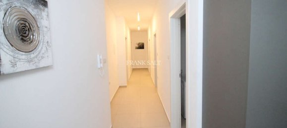 3 غرف نوم طابقين في Swieqi, Malta رقم 6975 12