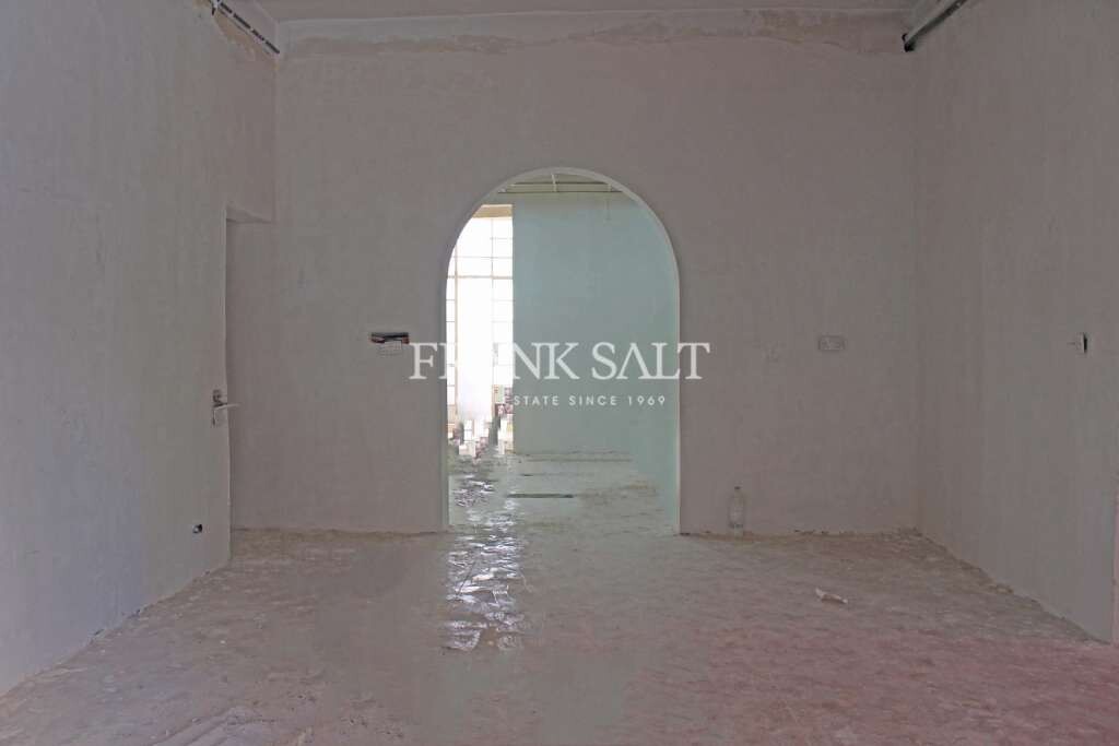 Tienda en San Gwann, Malta 266 m² No. 13043