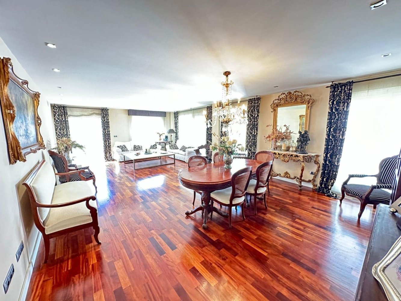 5 bedrooms Apartment in Alicante, Spain No. 132343